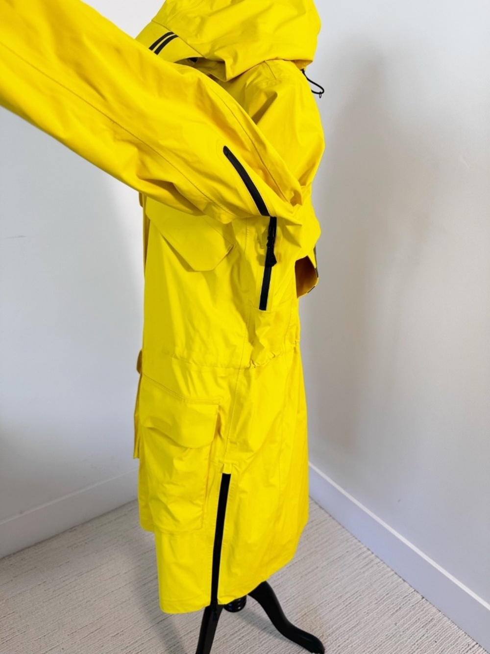 CANADA GOOSE Seaboard Women's M Overboard Yellow Rain Jacket Style 5607L Luxury - Picture 8 of 16
